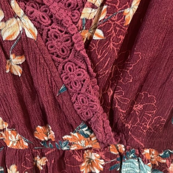 Xhilaration Crochet Trim Floral Wrap Boho Romper | Size Small - Picture 3 of 4